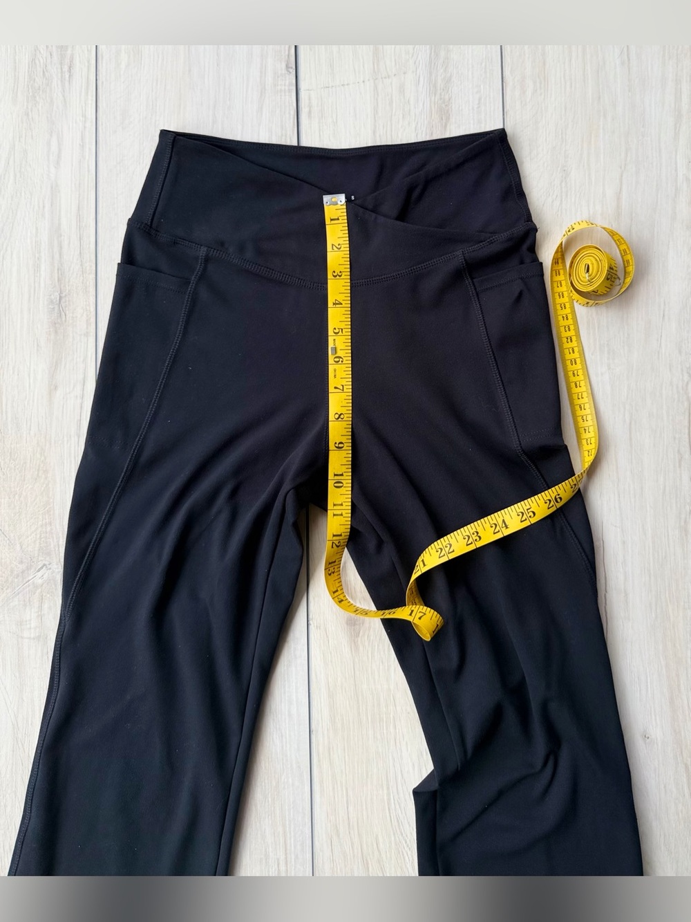 Jockey Black Wide Leg Crossover Yoga Pant Pockets Breathable Stretch Small Reg - Picture 8 of 10
